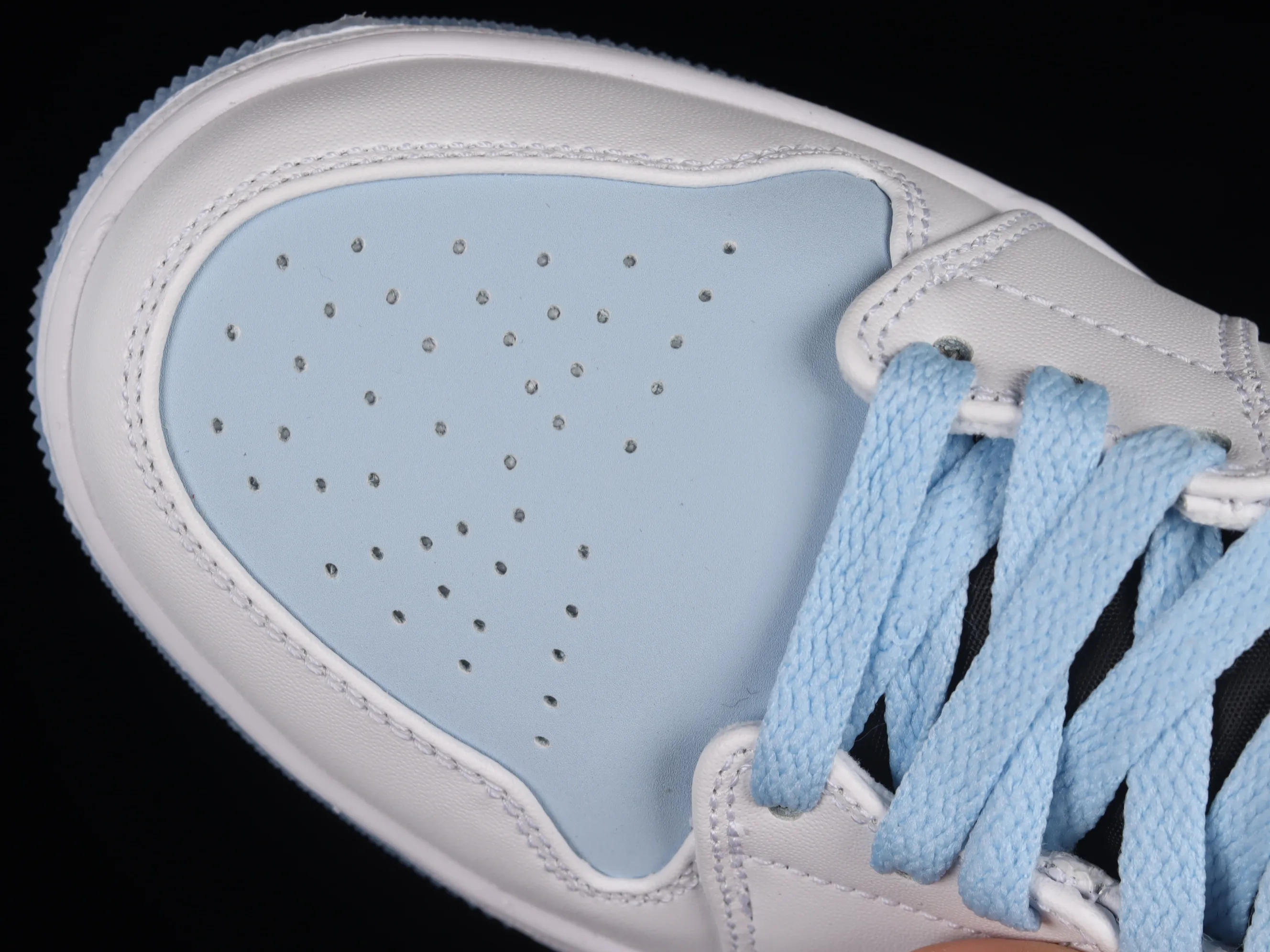 All categories Air Jordan Jordan series basketball shoes Air Jordan 1 Mid Air Jordan AJ1 Mid AJ1 Joe 1 ice blue mid-top basketball shoes DV1308-104